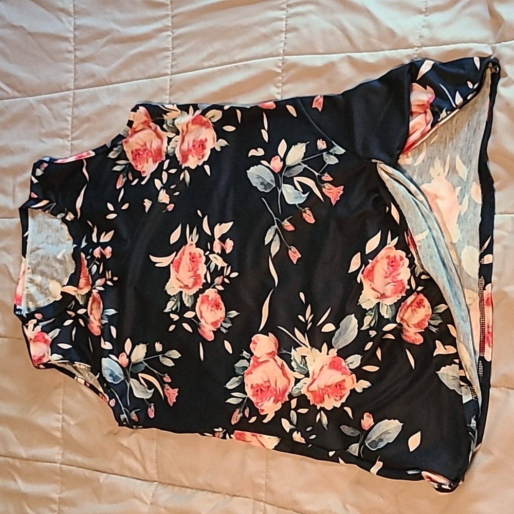 Twist front tank top